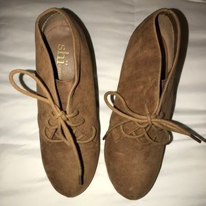 Shi Browne Booties/wedges